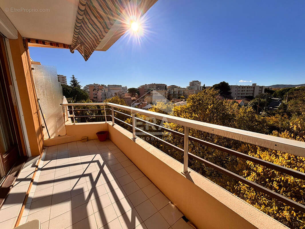 Appartement à FREJUS