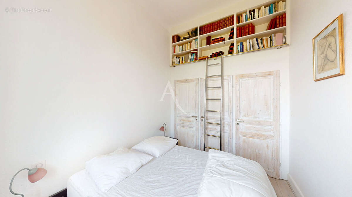 Saint Jean de Luz/ Ciboure -T2 bis d'exception de 40 m², repensé par architecte - photo 3