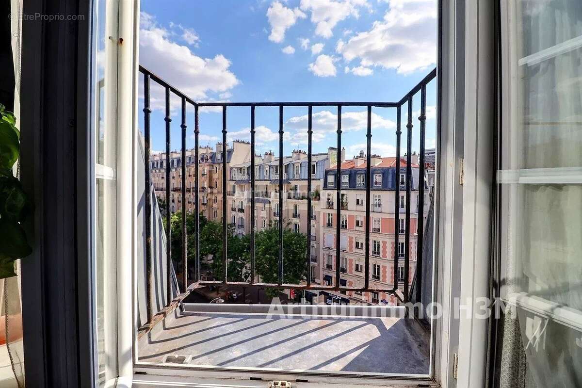 Appartement à PARIS-11E