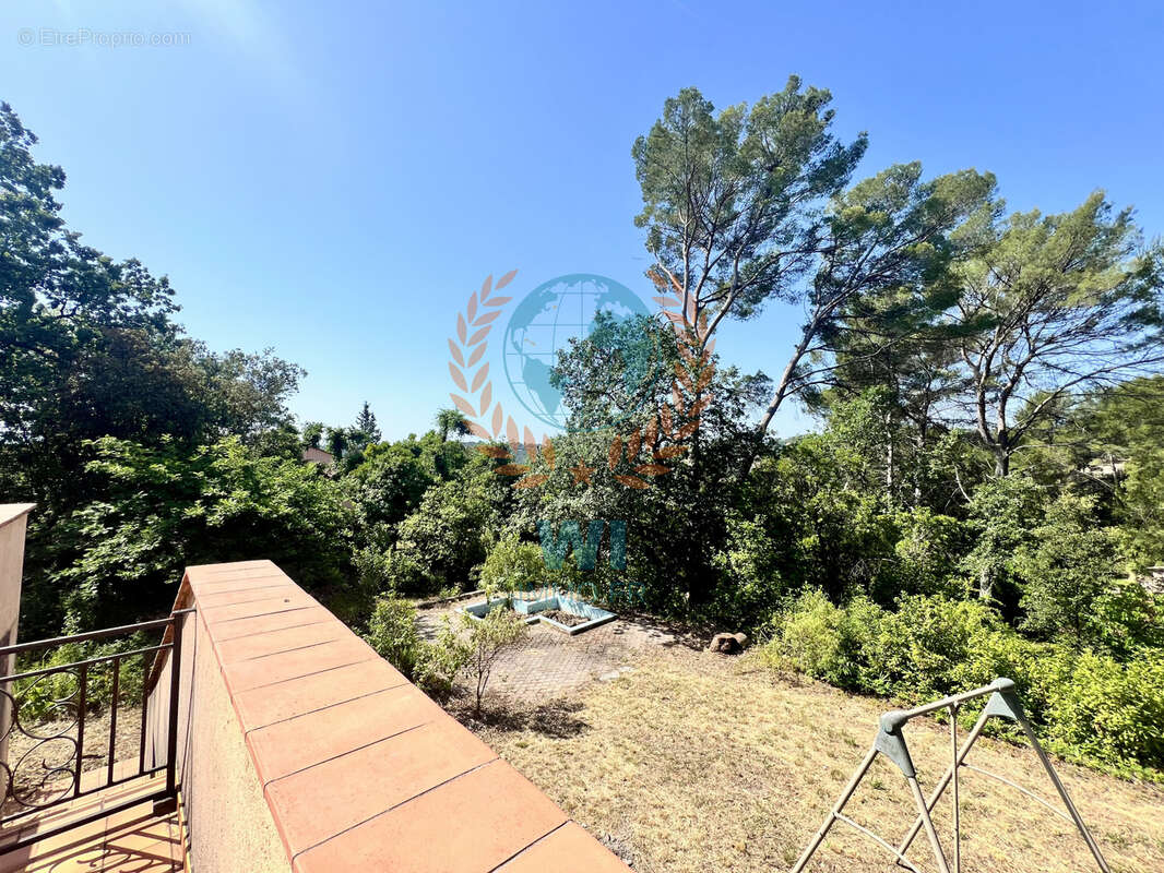 Maison à TRANS-EN-PROVENCE