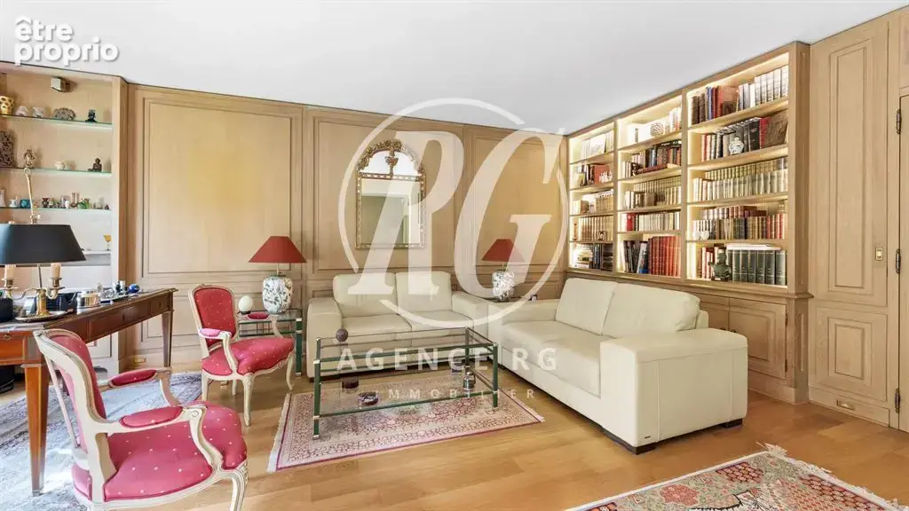 Appartement traversant avec jardin privatif de 500 m² - photo 5