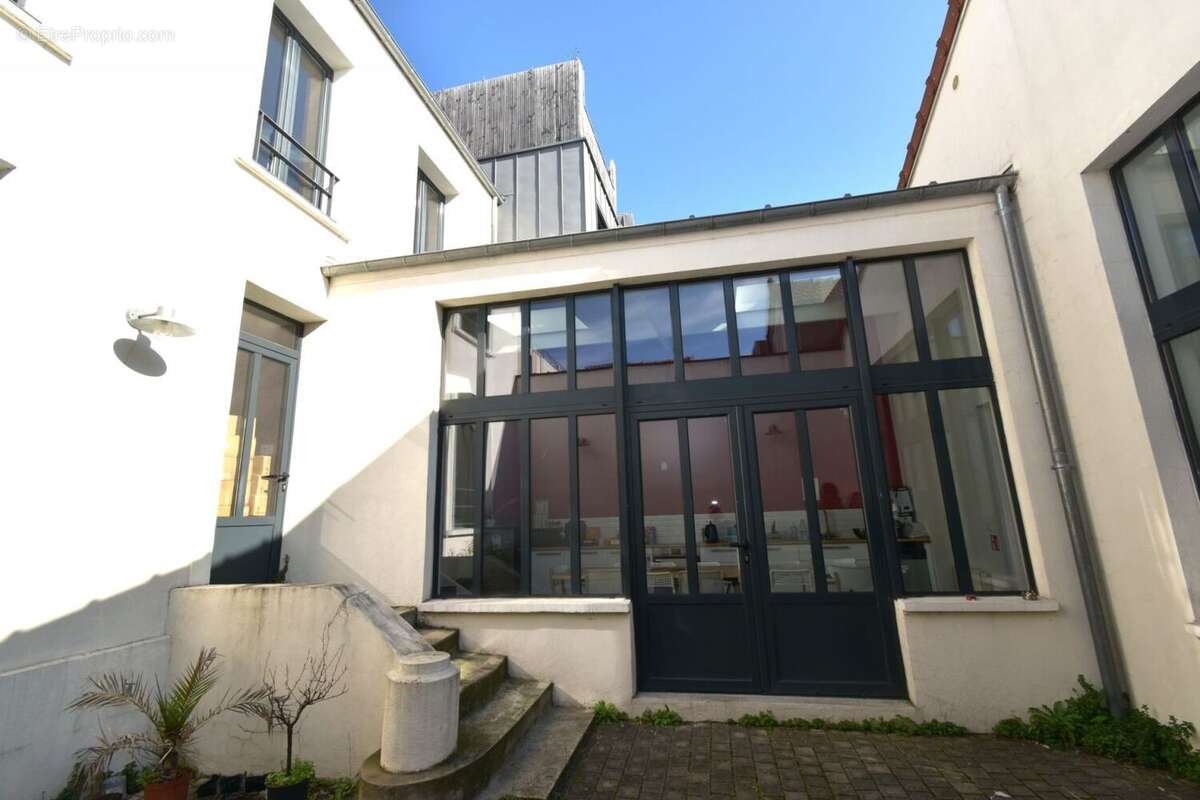 Maison à ASNIERES-SUR-SEINE