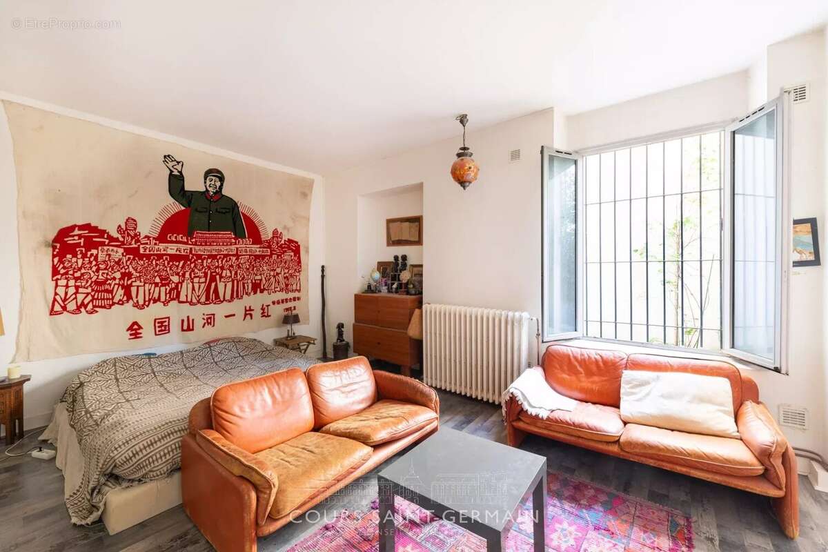 Appartement à PARIS-10E