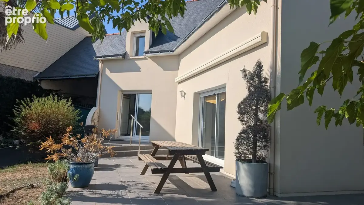 Maison 7 pièces 165 m² à vendre à Bouchemaine (49080) - photo 8