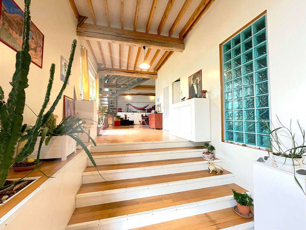 Maison à TRIE-CHATEAU