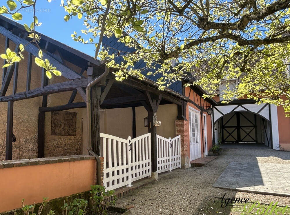 Maison à AUBIGNY-SUR-NERE