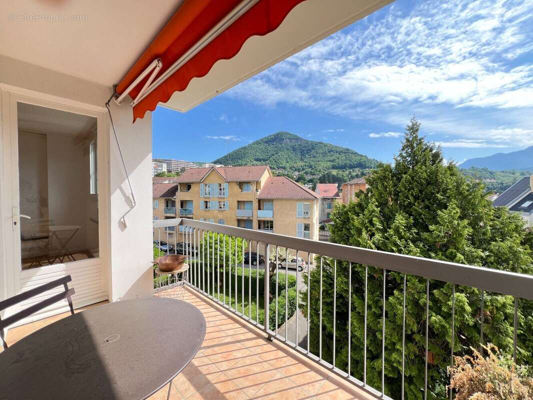Appartement à VOIRON
