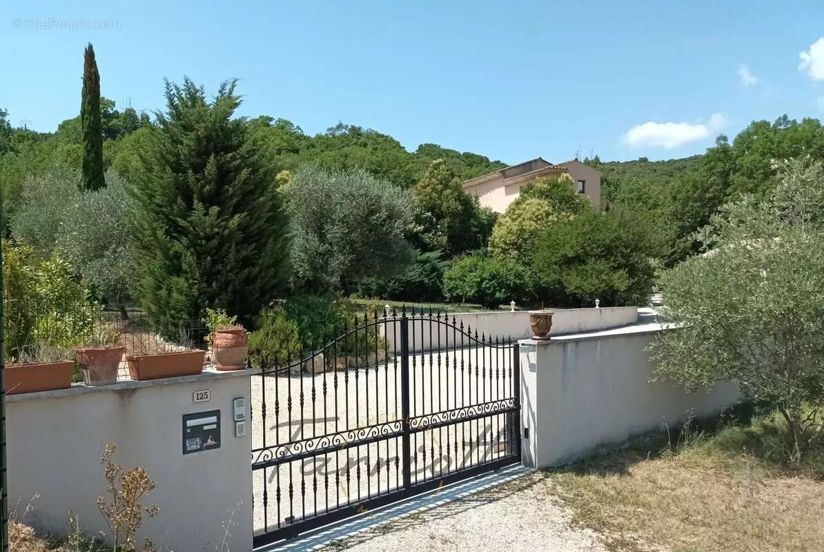 Maison à SAINT-THOME