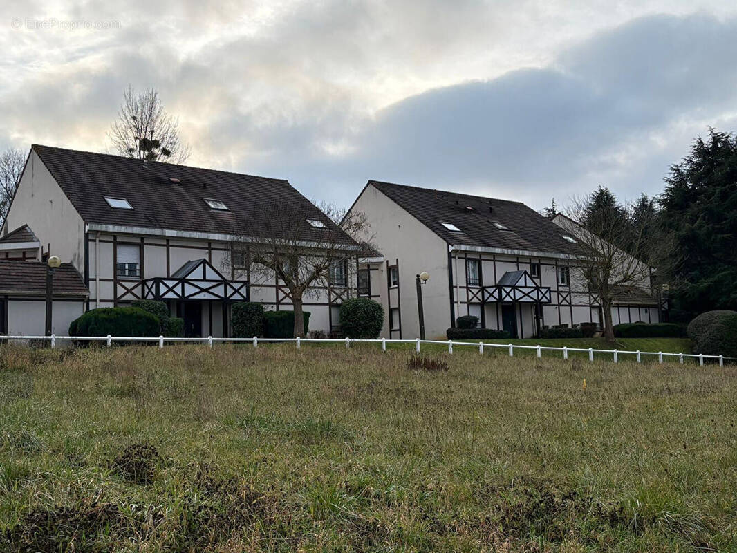 Appartement à SEUGY