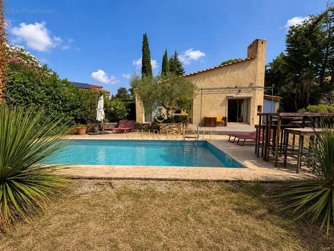 Valbonne : villa 6 pieces avec terrain et piscine dans domaine sécurisé - photo 16
