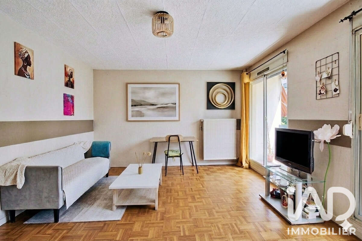Photo 5 - Appartement à VILLEURBANNE
