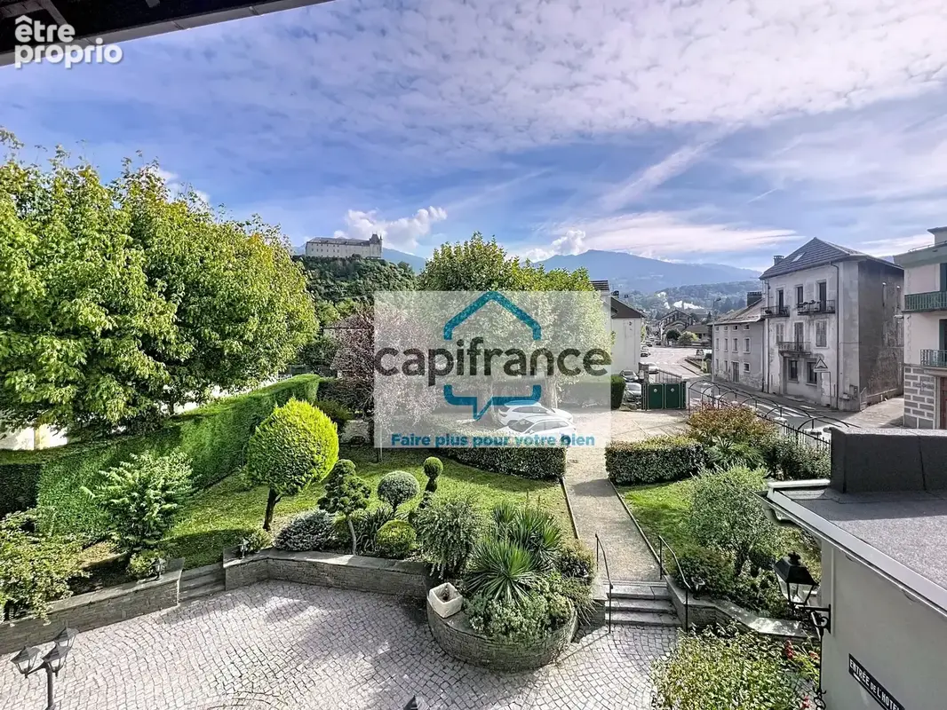 A vendre VALGELON-LA ROCHETTE (73) Murs 406 m² + sous sol, sur parcelle de 1 053m² - photo 5