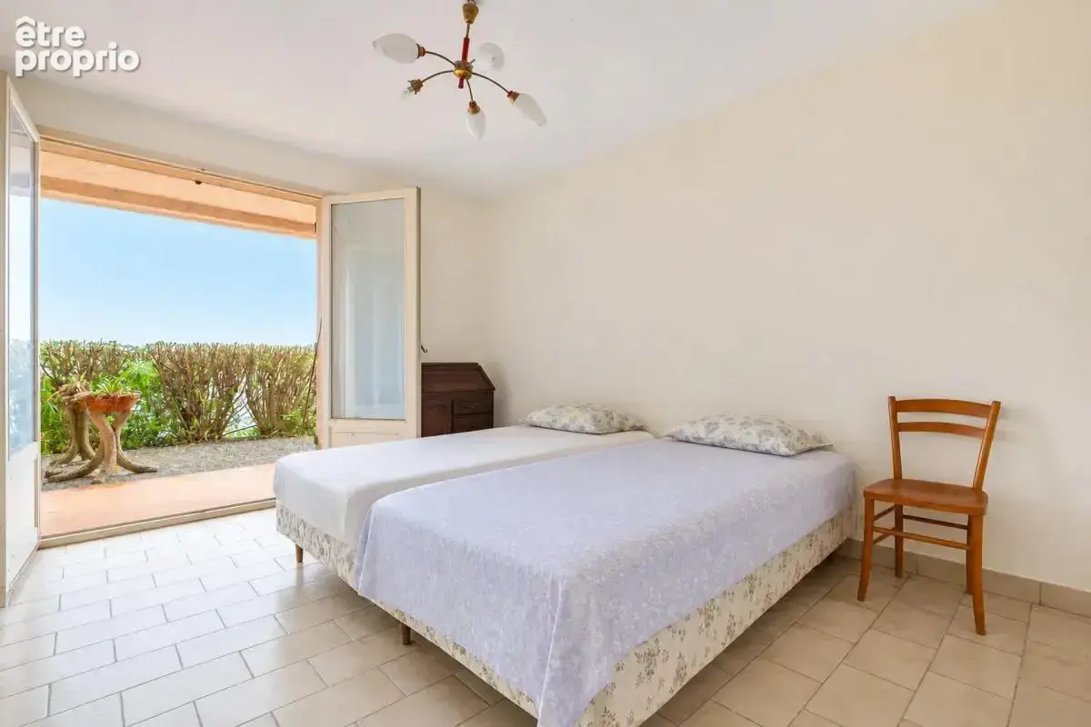 Grande Maison 6P avec Potentiel à Saint-Laurent-du-Var - photo 11