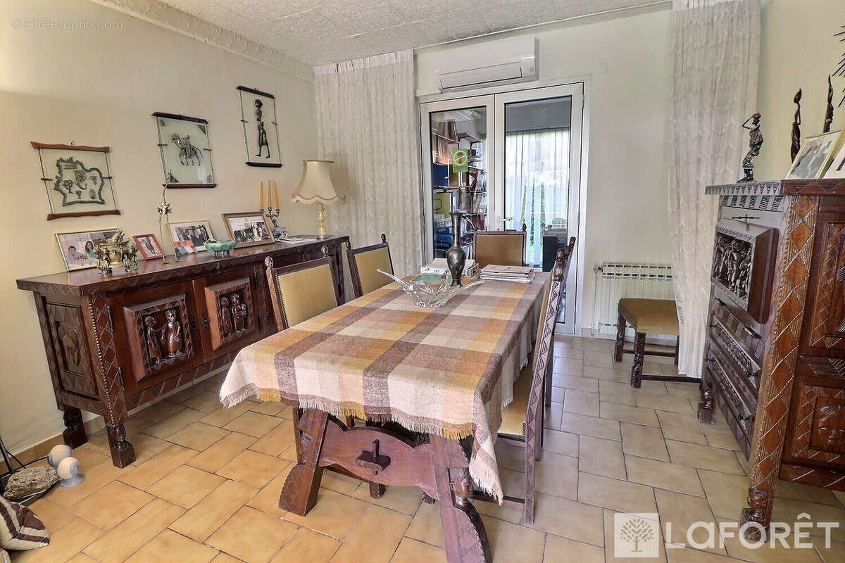 Maison à HYERES