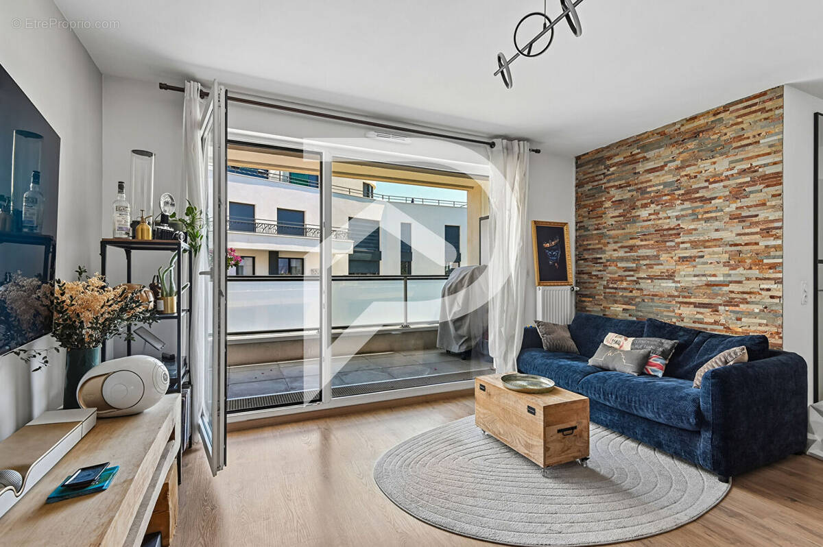 Appartement à COLOMBES