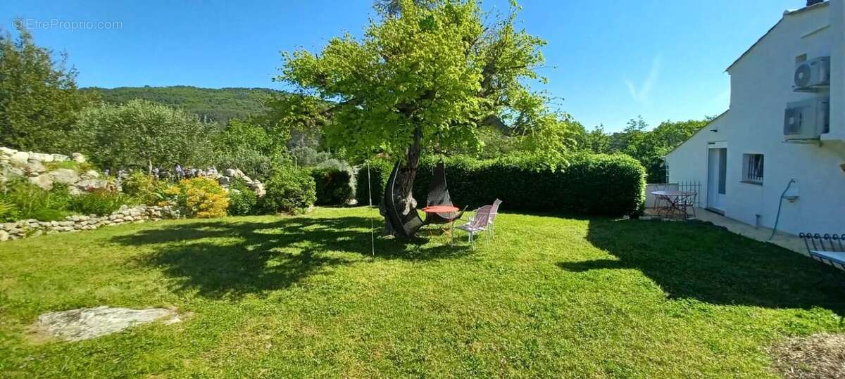 Bâtisse de caractère – 166 m² – Piscine – Chambres d’hôtes – Plus de 5 000 m² de terrain - photo 24