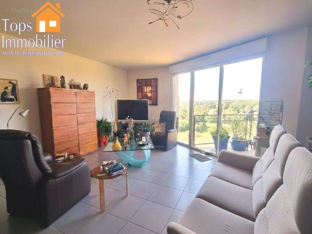 Appartement à VILLEFRANCHE-DE-ROUERGUE