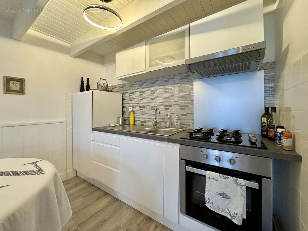 Cuisine - Maison à SAINT-GILLES-CROIX-DE-VIE