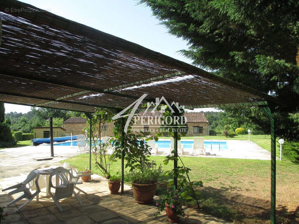 Maison à SALLES-DE-BELVES