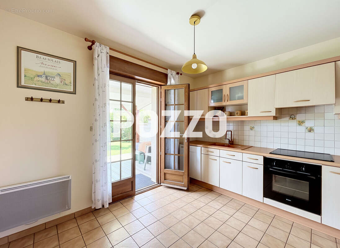 Maison Bréhal (50290) 102.73 m2 terrain 1400 m² - photo 4