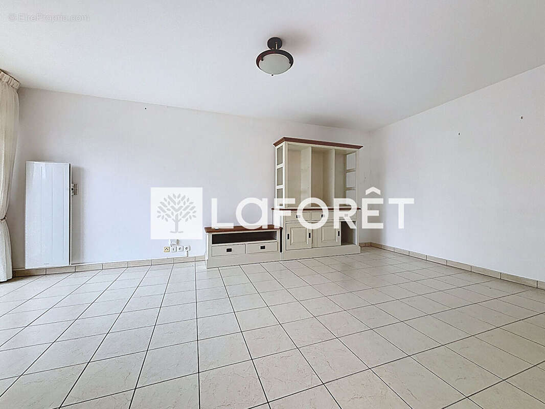 Appartement à DAMMARIE-LES-LYS