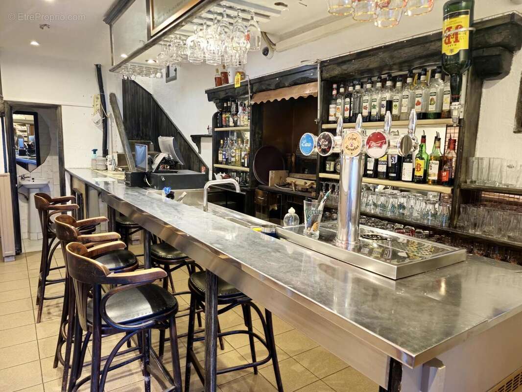 Photo 3 - Commerce à SAINT-JEANNET