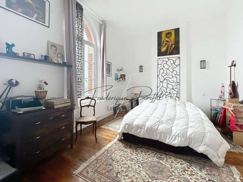 Maison à SAINT-REMY-EN-L&#039;EAU