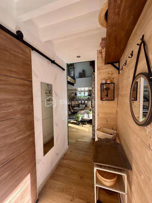 Maison à BAZOCHES-LES-GALLERANDES