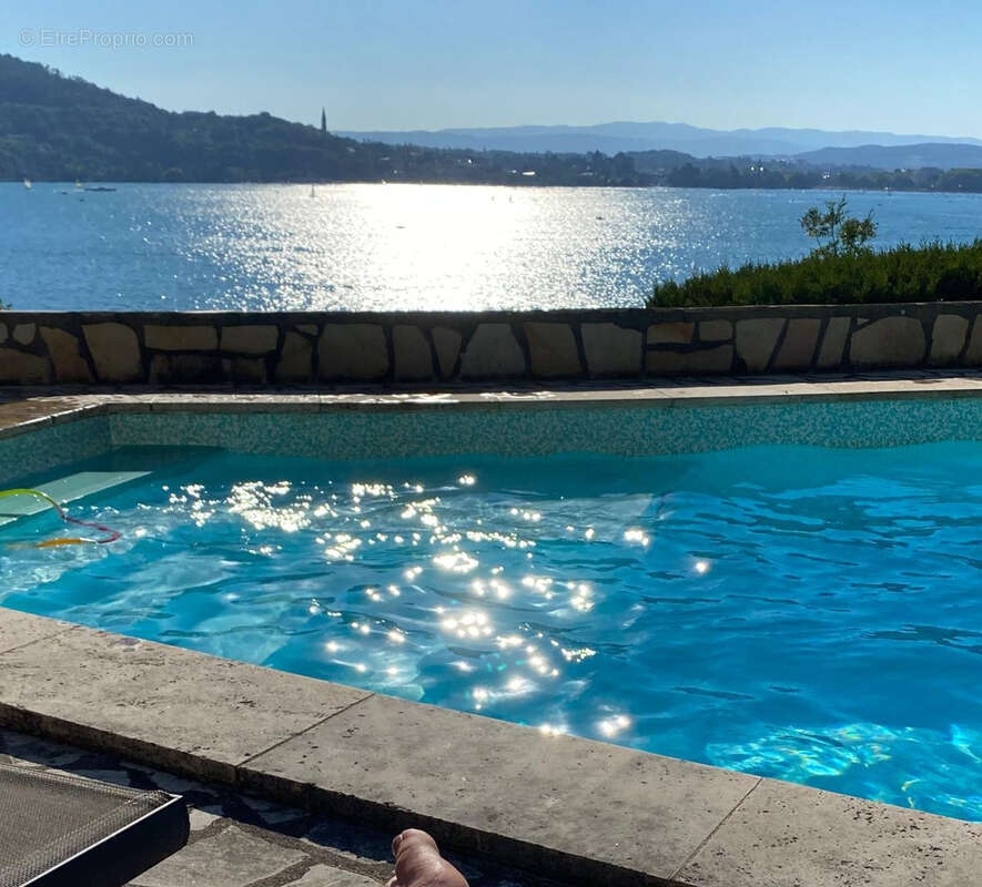 Maison à VEYRIER-DU-LAC