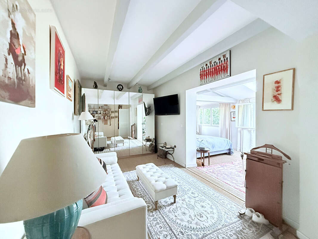 Maison à ESPONDEILHAN