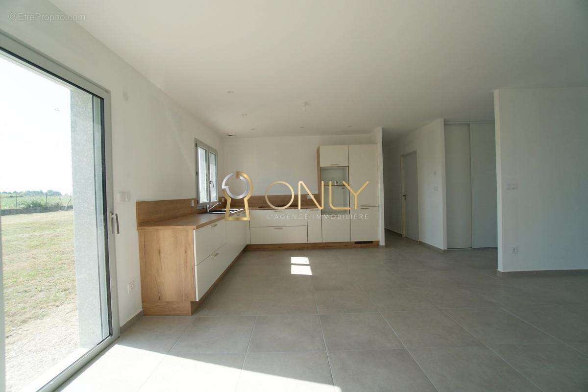 Maison à VILLENEUVE