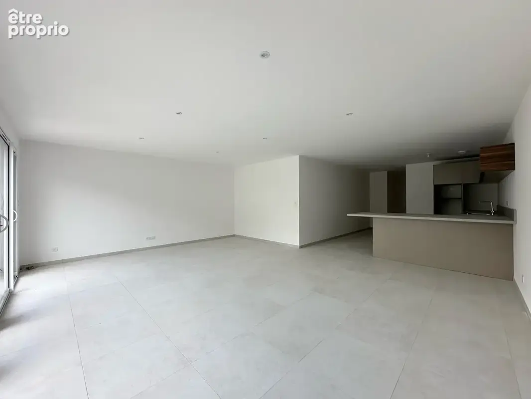 REIMS - Maison neuve Type 7 avec garage AV. DE LAON - photo 3