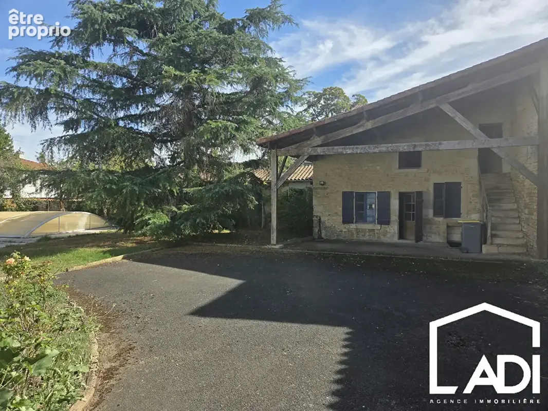 Une belle propriété au coeur de saint-maixent ! - photo 2