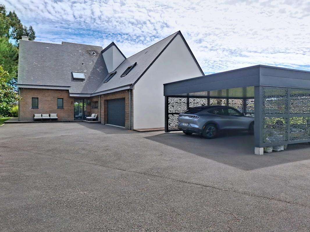 Maison à MARCEY-LES-GREVES