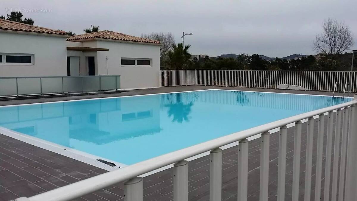 Appartement à LE CANNET