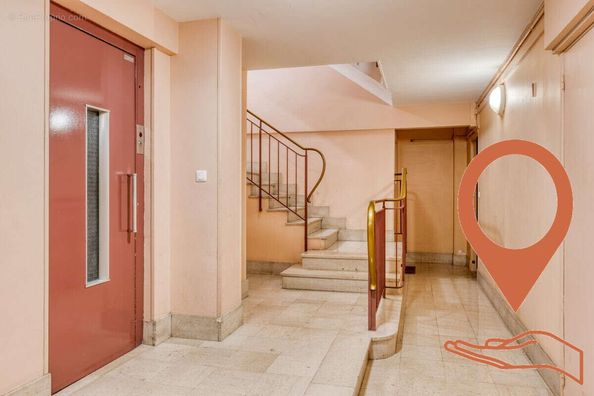 Appartement à PARIS-15E