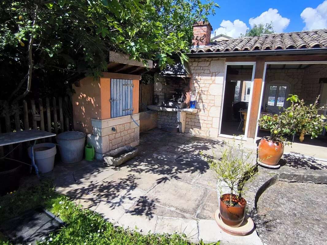 Maison à VILLEFRANCHE-SUR-SAONE