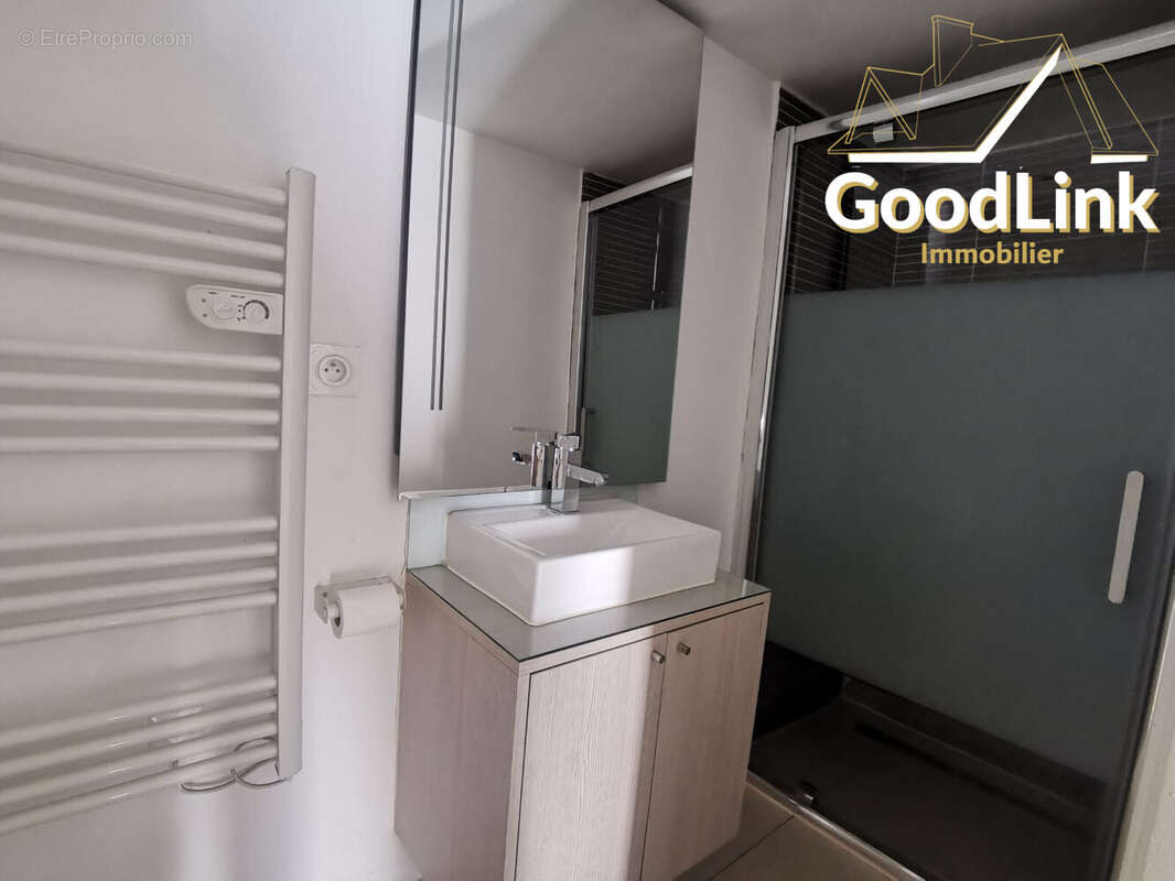 Appartement à CHEVANNES