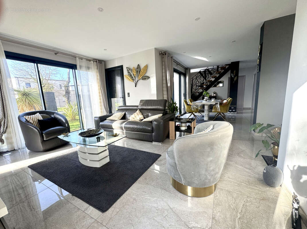 Maison à BAIN-DE-BRETAGNE