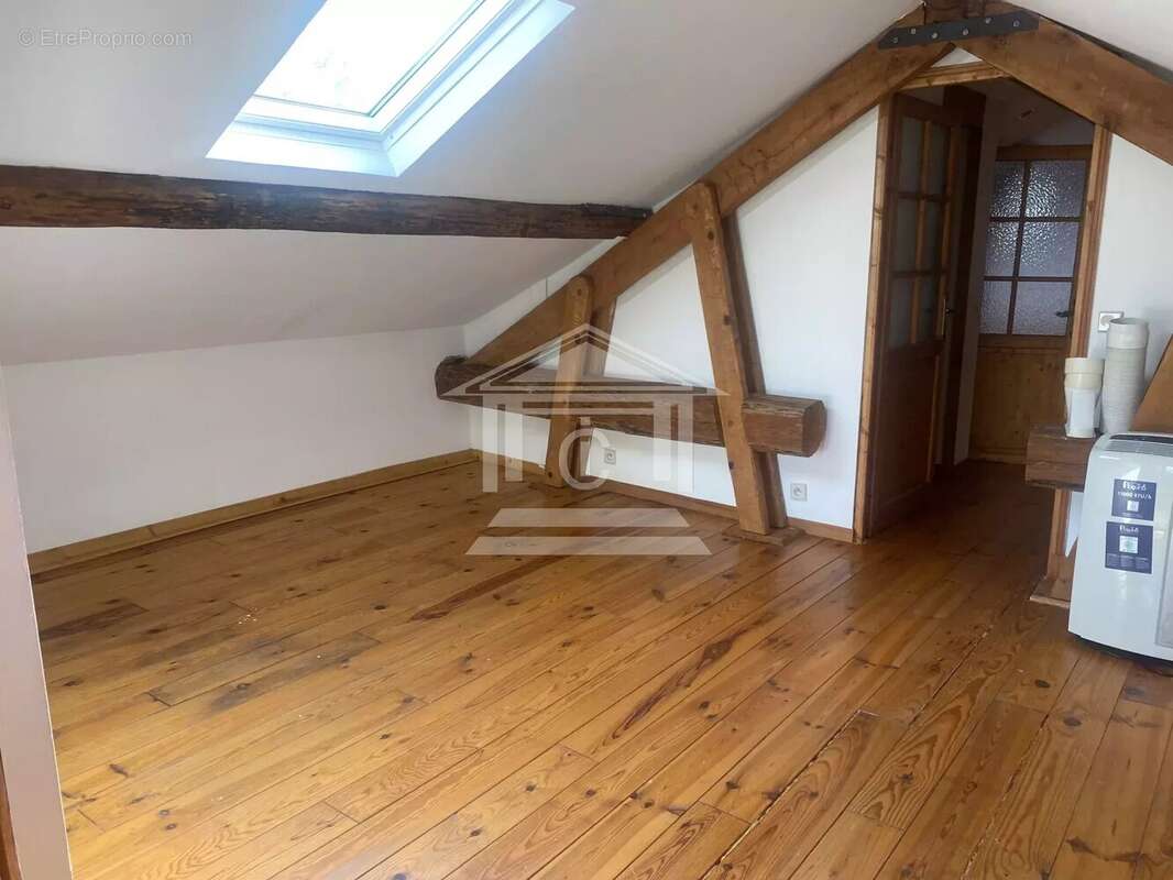 Appartement à FAYENCE