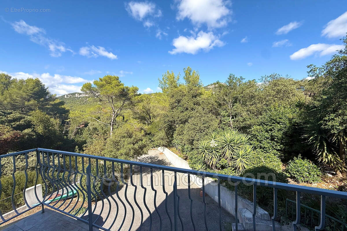 Maison à LA VALETTE-DU-VAR