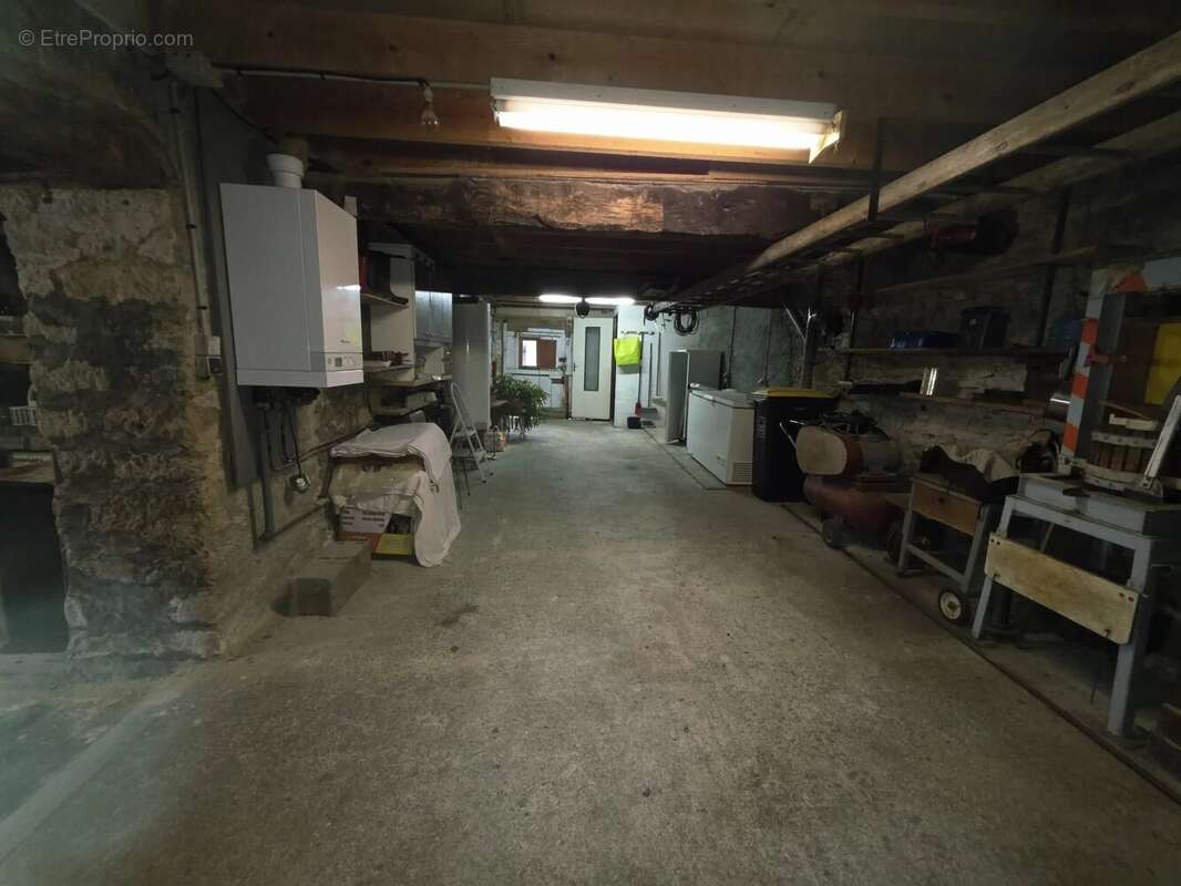 Maison à CHAMPNIERS