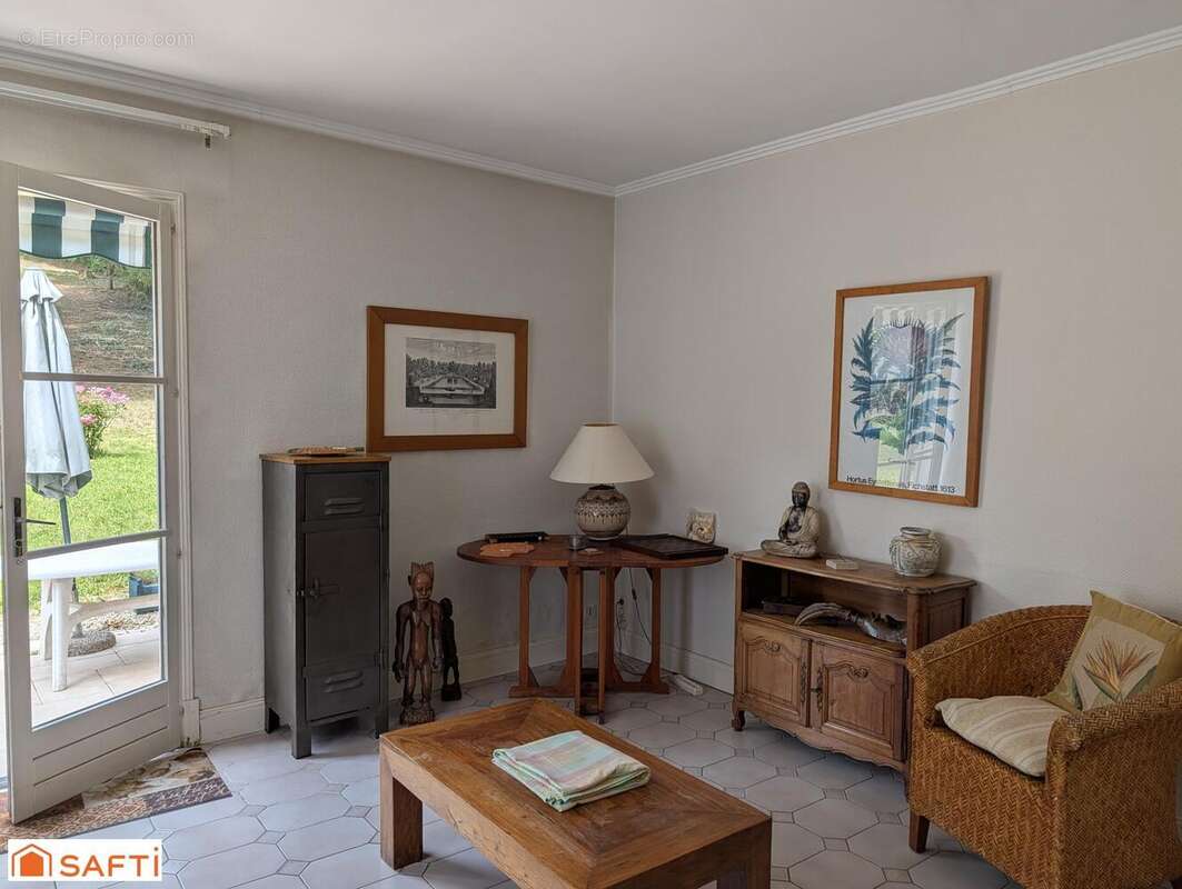 Photo 7 - Maison à VILLENEUVE-SUR-YONNE