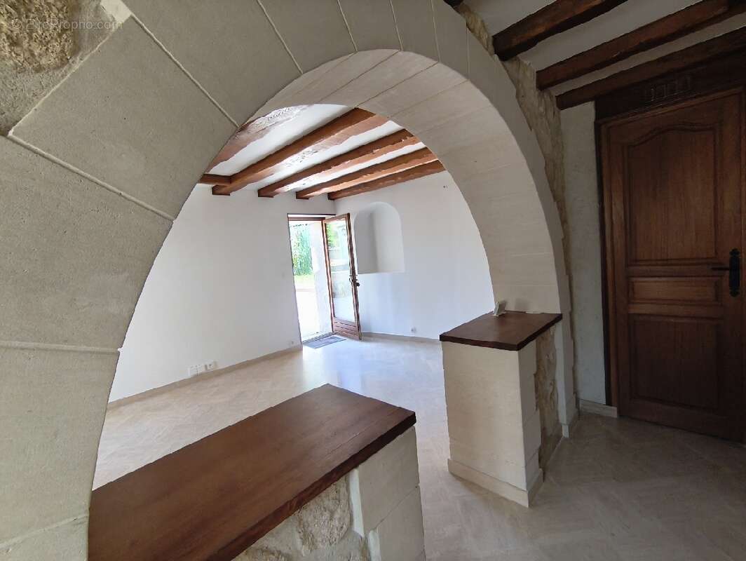 Maison 64 m² à Nesles-La-Vallee  - photo 5