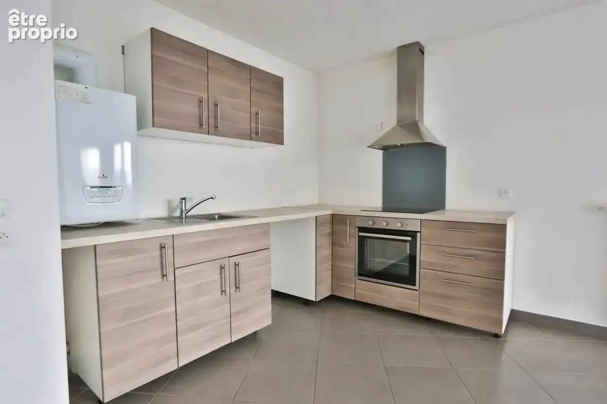 Appartement 65 m² à Romainville  - photo 3