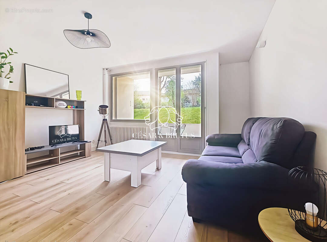 Appartement à TASSIN-LA-DEMI-LUNE