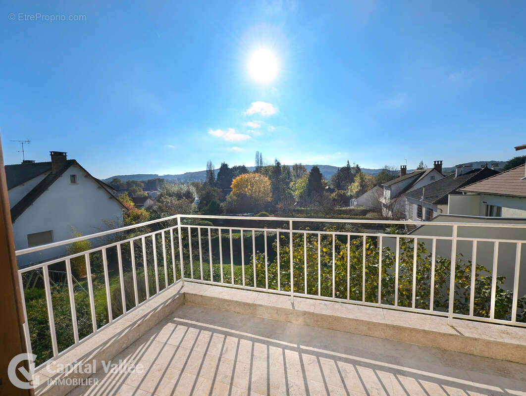 Maison à SAINT-REMY-LES-CHEVREUSE