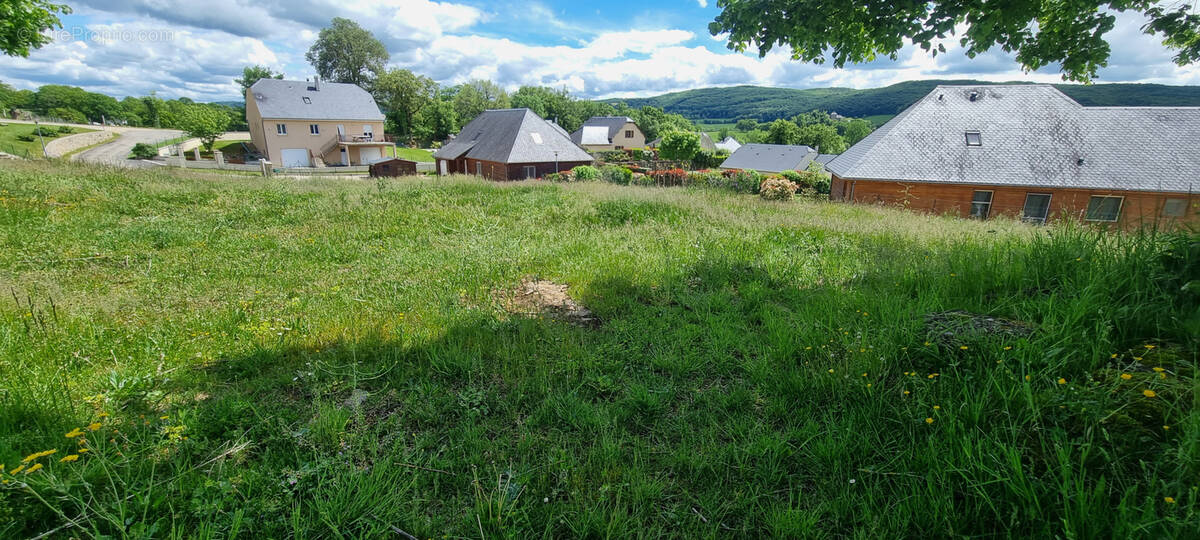 Terrain à PIERREFICHE