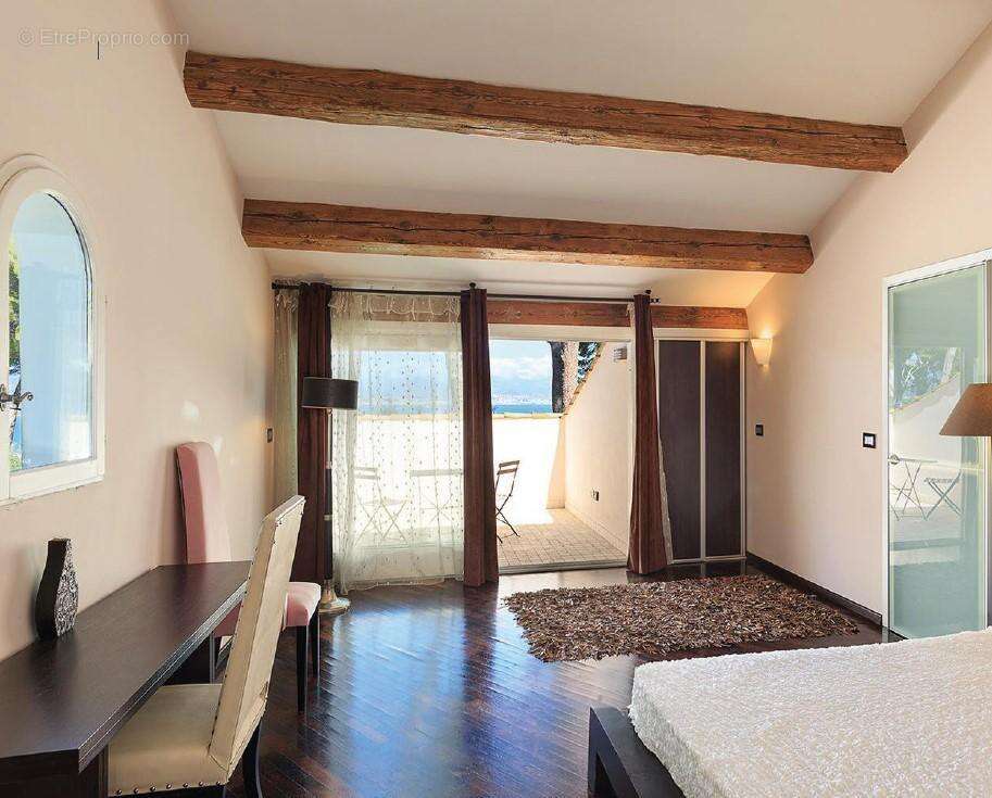 Maison à ANTIBES