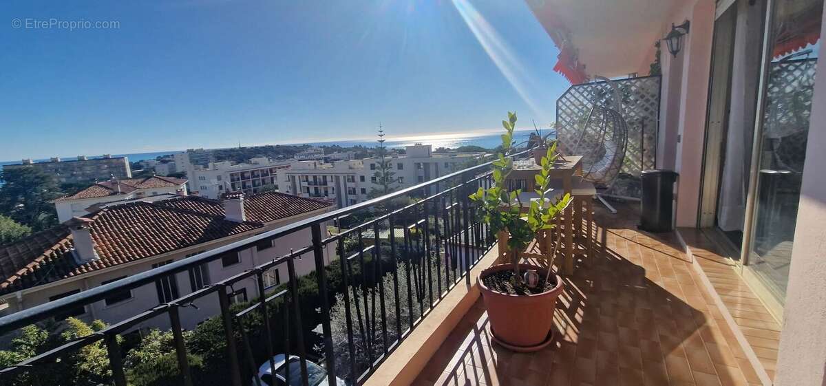 Appartement à ROQUEBRUNE-CAP-MARTIN